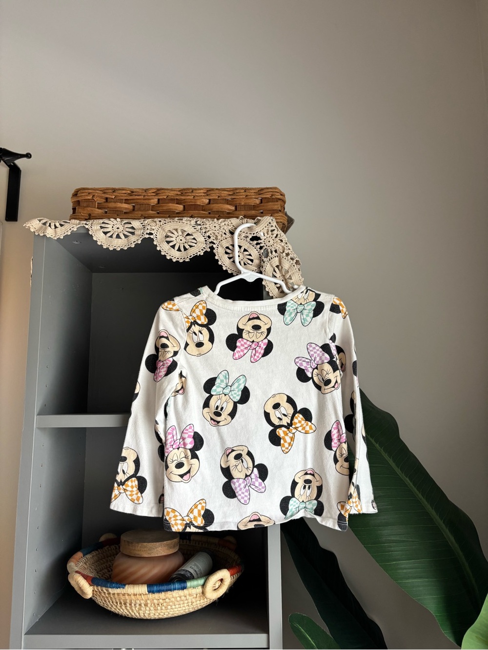 jumping beans disney minnie mouse checkered longsleeve tee for toddler - Picture 2 of 3